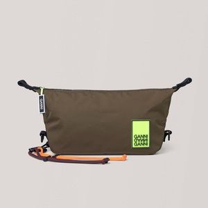 NWT Ganni Tech Fabric Bag Dopp Kit